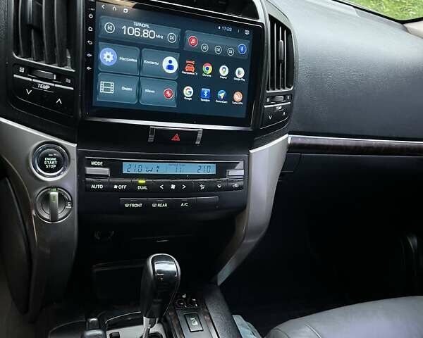 Зеленый Тойота Ленд Крузер, объемом двигателя 4.5 л и пробегом 235 тыс. км за 23500 $, фото 34 на Automoto.ua