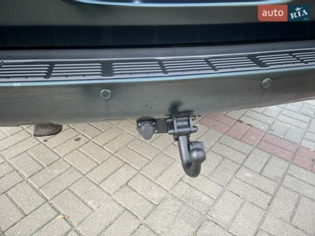 Зеленый Тойота Ленд Крузер, объемом двигателя 4.5 л и пробегом 235 тыс. км за 23500 $, фото 28 на Automoto.ua