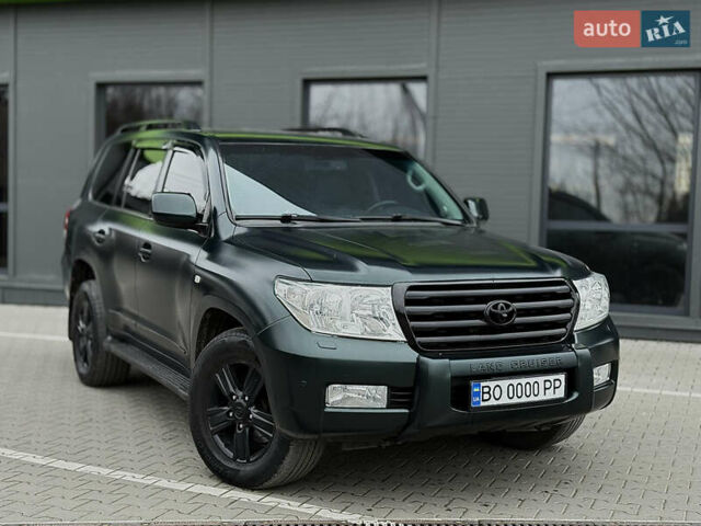 Зеленый Тойота Ленд Крузер, объемом двигателя 4.5 л и пробегом 267 тыс. км за 22999 $, фото 6 на Automoto.ua
