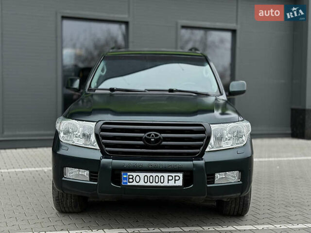 Зеленый Тойота Ленд Крузер, объемом двигателя 4.5 л и пробегом 267 тыс. км за 22999 $, фото 23 на Automoto.ua