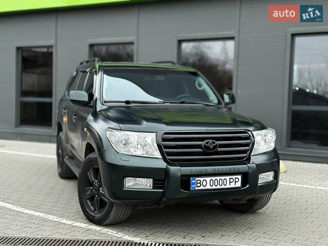 Зеленый Тойота Ленд Крузер, объемом двигателя 4.5 л и пробегом 267 тыс. км за 22999 $, фото 8 на Automoto.ua