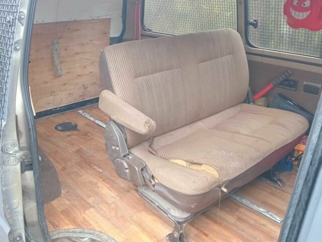 Серый Тойота Лит Айс, объемом двигателя 1.5 л и пробегом 10 тыс. км за 1476 $, фото 6 на Automoto.ua