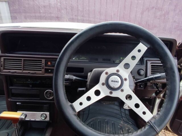 Білий Тойота Марк 2, об'ємом двигуна 2 л та пробігом 280 тис. км за 2000 $, фото 1 на Automoto.ua