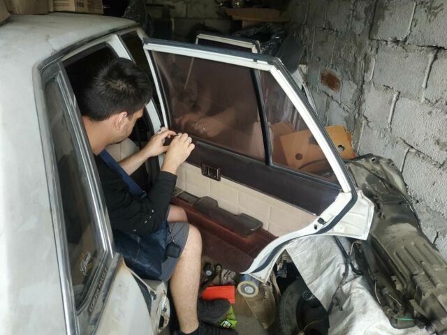 Белый Тойота Марк 2, объемом двигателя 2 л и пробегом 400 тыс. км за 1000 $, фото 15 на Automoto.ua