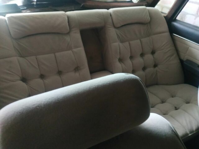 Белый Тойота Марк 2, объемом двигателя 2 л и пробегом 400 тыс. км за 1000 $, фото 12 на Automoto.ua