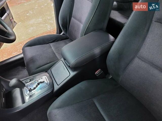 Черный Тойота Марк 2, объемом двигателя 2 л и пробегом 350 тыс. км за 8800 $, фото 11 на Automoto.ua