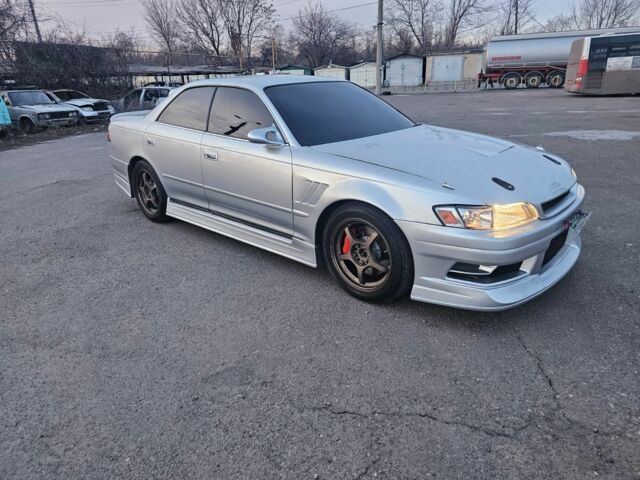 Сірий Тойота Марк 2, об'ємом двигуна 2.5 л та пробігом 329 тис. км за 24727 $, фото 2 на Automoto.ua