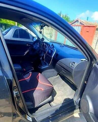 Чорний Тойота Matrix, об'ємом двигуна 1.8 л та пробігом 153 тис. км за 5500 $, фото 5 на Automoto.ua