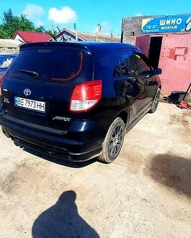 Чорний Тойота Matrix, об'ємом двигуна 1.8 л та пробігом 153 тис. км за 5500 $, фото 1 на Automoto.ua