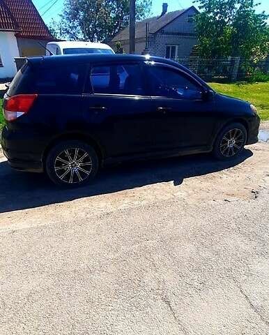 Чорний Тойота Matrix, об'ємом двигуна 1.8 л та пробігом 153 тис. км за 5500 $, фото 3 на Automoto.ua