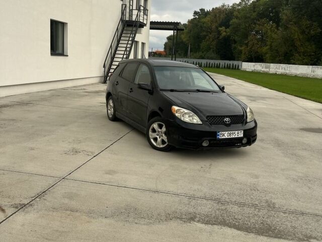 Чорний Тойота Matrix, об'ємом двигуна 1.8 л та пробігом 235 тис. км за 3550 $, фото 1 на Automoto.ua