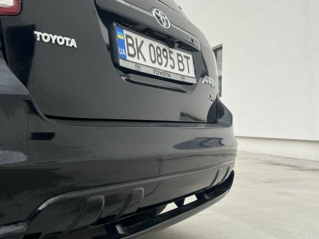 Чорний Тойота Matrix, об'ємом двигуна 1.8 л та пробігом 235 тис. км за 3550 $, фото 6 на Automoto.ua