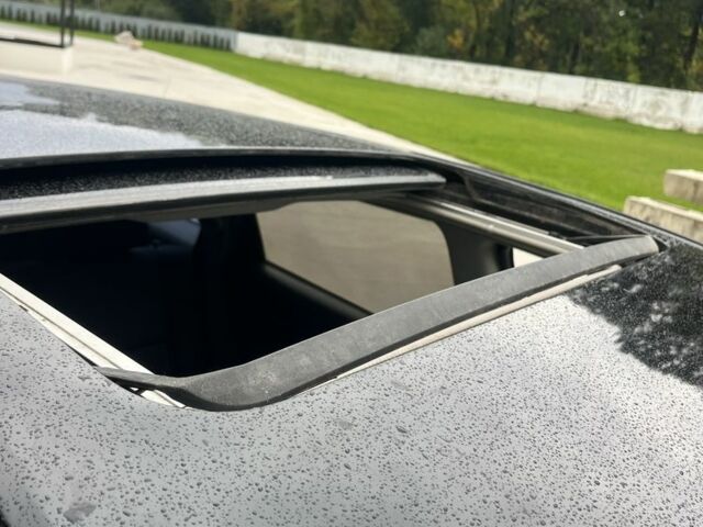 Чорний Тойота Matrix, об'ємом двигуна 1.8 л та пробігом 235 тис. км за 3550 $, фото 9 на Automoto.ua