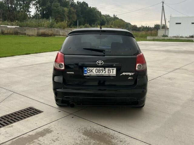 Чорний Тойота Matrix, об'ємом двигуна 1.8 л та пробігом 235 тис. км за 3550 $, фото 3 на Automoto.ua