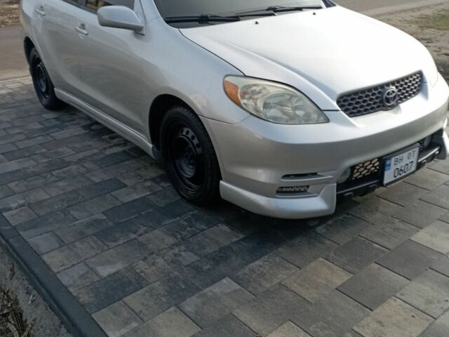 Серый Тойота Матрикс, объемом двигателя 1.8 л и пробегом 240 тыс. км за 5800 $, фото 4 на Automoto.ua