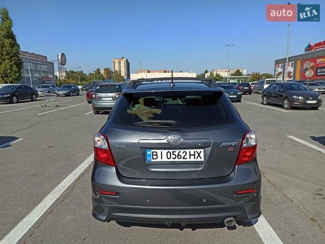 Сірий Тойота Matrix, об'ємом двигуна 2.36 л та пробігом 153 тис. км за 10300 $, фото 4 на Automoto.ua