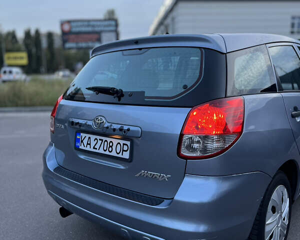 Синий Тойота Матрикс, объемом двигателя 1.8 л и пробегом 290 тыс. км за 4600 $, фото 7 на Automoto.ua