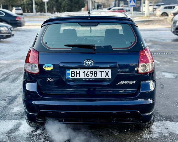 Синій Тойота Matrix, об'ємом двигуна 1.8 л та пробігом 250 тис. км за 4999 $, фото 8 на Automoto.ua