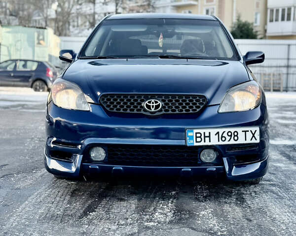 Синій Тойота Matrix, об'ємом двигуна 1.8 л та пробігом 250 тис. км за 4999 $, фото 3 на Automoto.ua