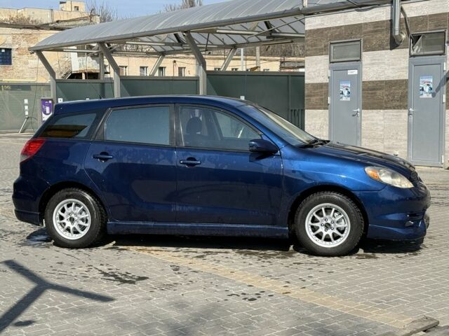 Синій Тойота Matrix, об'ємом двигуна 1.8 л та пробігом 280 тис. км за 4400 $, фото 5 на Automoto.ua