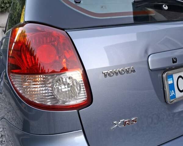 Синій Тойота Matrix, об'ємом двигуна 1.8 л та пробігом 247 тис. км за 4700 $, фото 16 на Automoto.ua