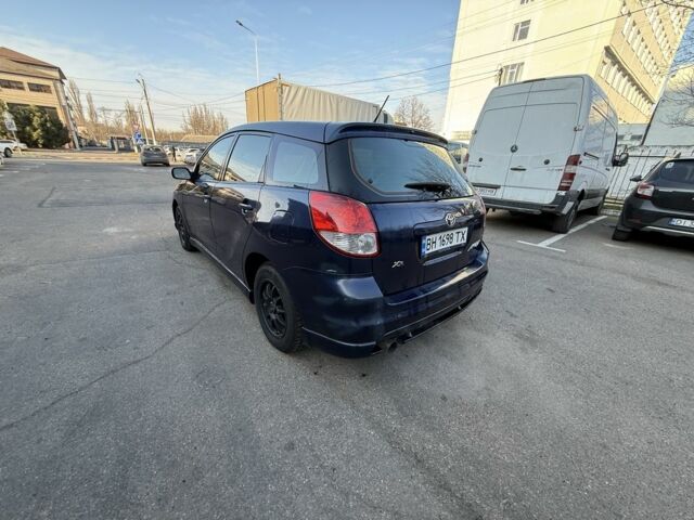 Синій Тойота Matrix, об'ємом двигуна 1.8 л та пробігом 250 тис. км за 4999 $, фото 9 на Automoto.ua