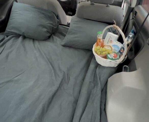 Синий Тойота Матрикс, объемом двигателя 1.8 л и пробегом 126 тыс. км за 2800 $, фото 8 на Automoto.ua