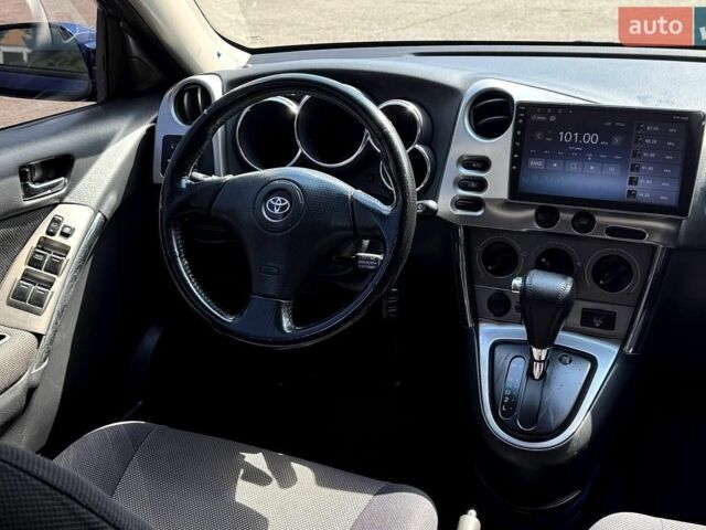 Синій Тойота Matrix, об'ємом двигуна 1.8 л та пробігом 267 тис. км за 5800 $, фото 10 на Automoto.ua