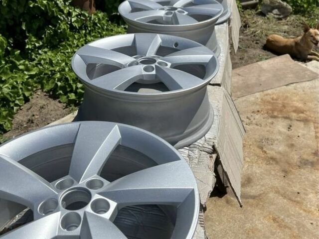 Синий Тойота Матрикс, объемом двигателя 1.8 л и пробегом 126 тыс. км за 2800 $, фото 7 на Automoto.ua