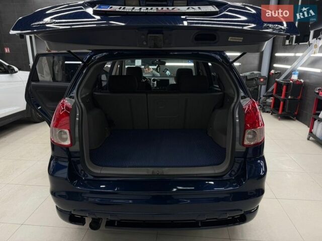 Синій Тойота Matrix, об'ємом двигуна 1.8 л та пробігом 167 тис. км за 5800 $, фото 19 на Automoto.ua