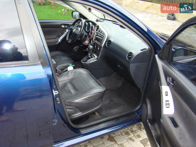 Синій Тойота Matrix, об'ємом двигуна 1.79 л та пробігом 212 тис. км за 4900 $, фото 7 на Automoto.ua