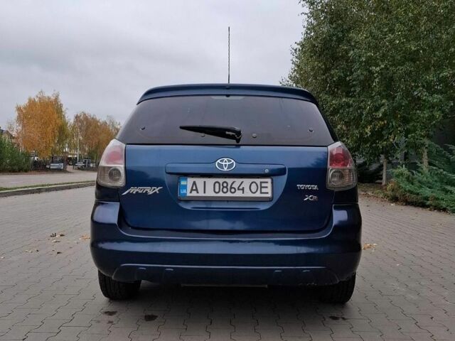 Синій Тойота Matrix, об'ємом двигуна 1.79 л та пробігом 225 тис. км за 4500 $, фото 7 на Automoto.ua