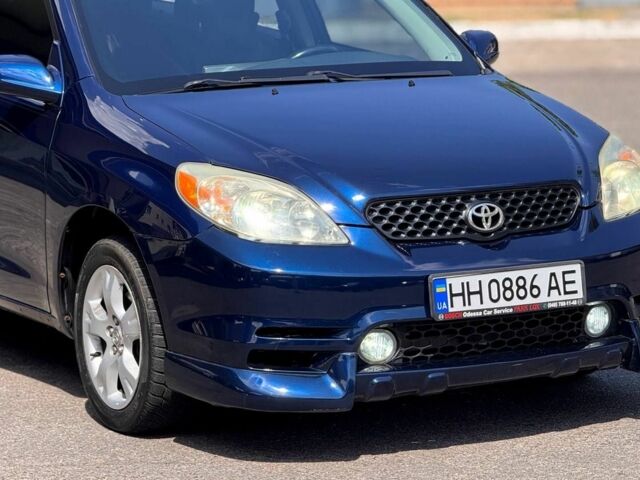 Синий Тойота Матрикс, объемом двигателя 1.8 л и пробегом 250 тыс. км за 5918 $, фото 1 на Automoto.ua