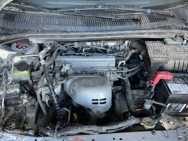 Серый Тойота Пикник, объемом двигателя 0 л и пробегом 190 тыс. км за 2000 $, фото 8 на Automoto.ua