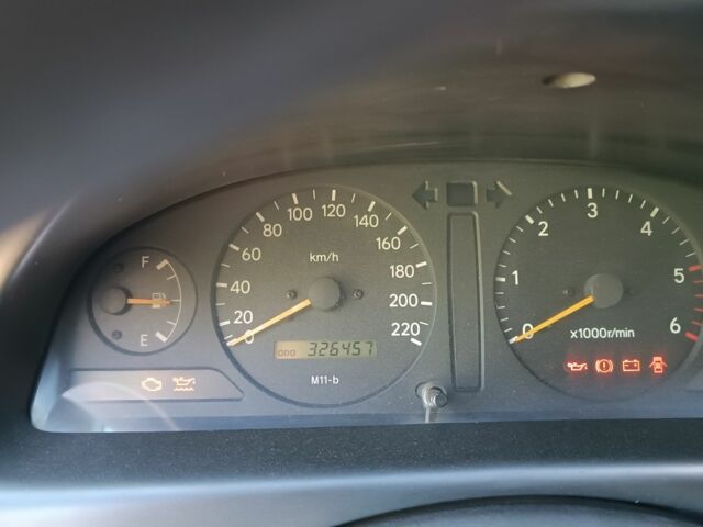 Синий Тойота Пикник, объемом двигателя 0 л и пробегом 320 тыс. км за 3500 $, фото 5 на Automoto.ua