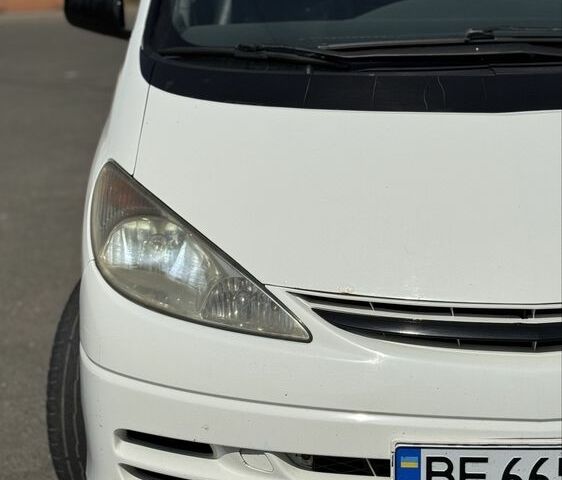 Белый Тойота Превиа, объемом двигателя 2.4 л и пробегом 280 тыс. км за 5299 $, фото 5 на Automoto.ua