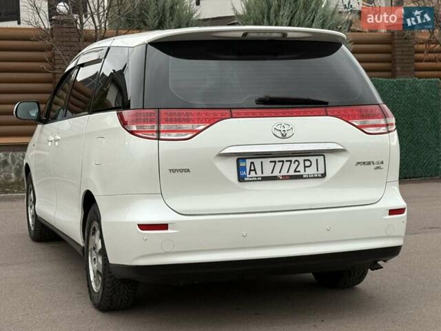 Белый Тойота Превиа, объемом двигателя 2.36 л и пробегом 182 тыс. км за 9500 $, фото 22 на Automoto.ua