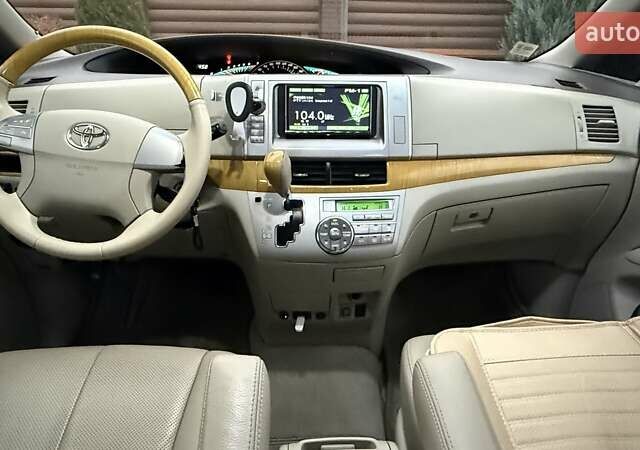 Белый Тойота Превиа, объемом двигателя 2.36 л и пробегом 182 тыс. км за 9500 $, фото 77 на Automoto.ua