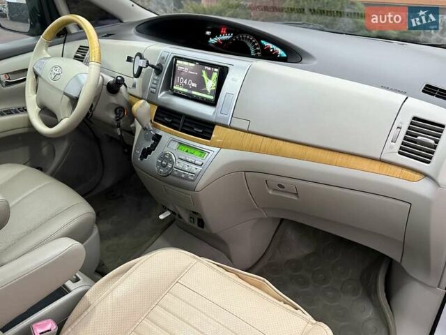 Белый Тойота Превиа, объемом двигателя 2.36 л и пробегом 182 тыс. км за 9500 $, фото 53 на Automoto.ua