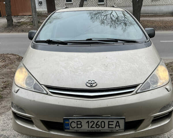 Бежевый Тойота Превиа, объемом двигателя 2.4 л и пробегом 185 тыс. км за 8500 $, фото 2 на Automoto.ua