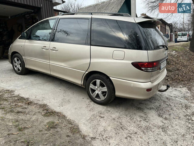 Бежевый Тойота Превиа, объемом двигателя 2.4 л и пробегом 185 тыс. км за 8500 $, фото 11 на Automoto.ua