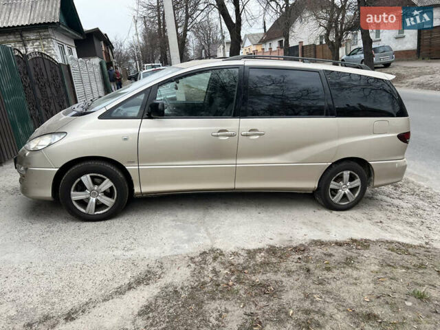Бежевый Тойота Превиа, объемом двигателя 2.4 л и пробегом 185 тыс. км за 8500 $, фото 7 на Automoto.ua