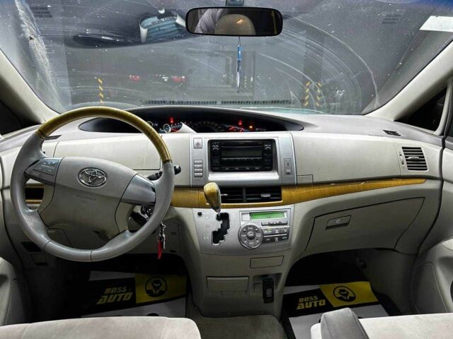 Черный Тойота Превиа, объемом двигателя 2.4 л и пробегом 430 тыс. км за 6600 $, фото 12 на Automoto.ua