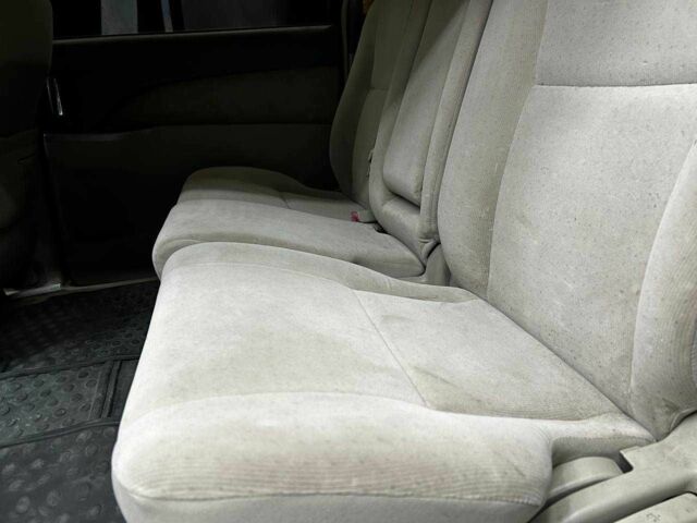 Черный Тойота Превиа, объемом двигателя 2.4 л и пробегом 430 тыс. км за 6600 $, фото 14 на Automoto.ua