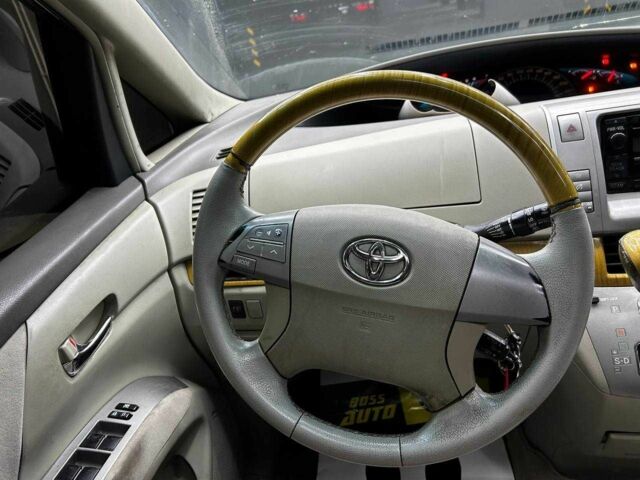 Черный Тойота Превиа, объемом двигателя 2.4 л и пробегом 430 тыс. км за 6600 $, фото 16 на Automoto.ua