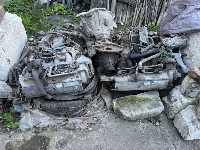 Красный Тойота Превиа, объемом двигателя 2.4 л и пробегом 410 тыс. км за 2200 $, фото 11 на Automoto.ua