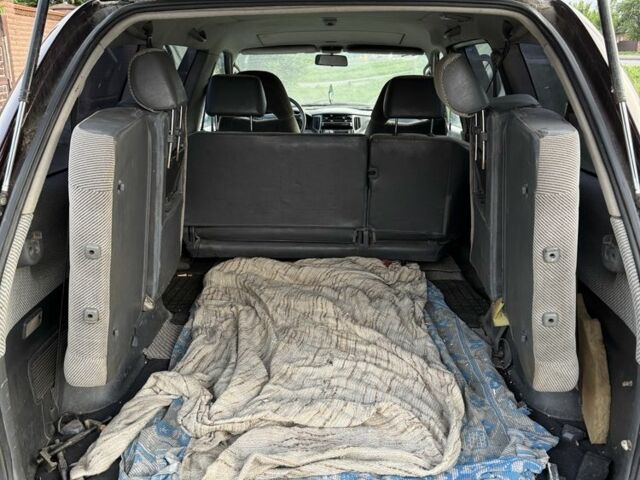 Красный Тойота Превиа, объемом двигателя 2.4 л и пробегом 410 тыс. км за 2200 $, фото 9 на Automoto.ua