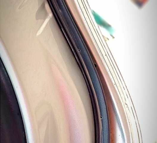 Серый Тойота Превиа, объемом двигателя 2.4 л и пробегом 240 тыс. км за 5900 $, фото 1 на Automoto.ua