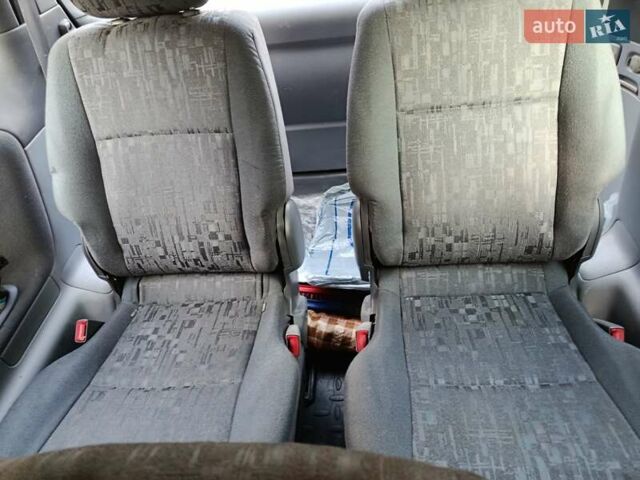 Синій Тойота Превіа, об'ємом двигуна 2 л та пробігом 197 тис. км за 6500 $, фото 21 на Automoto.ua