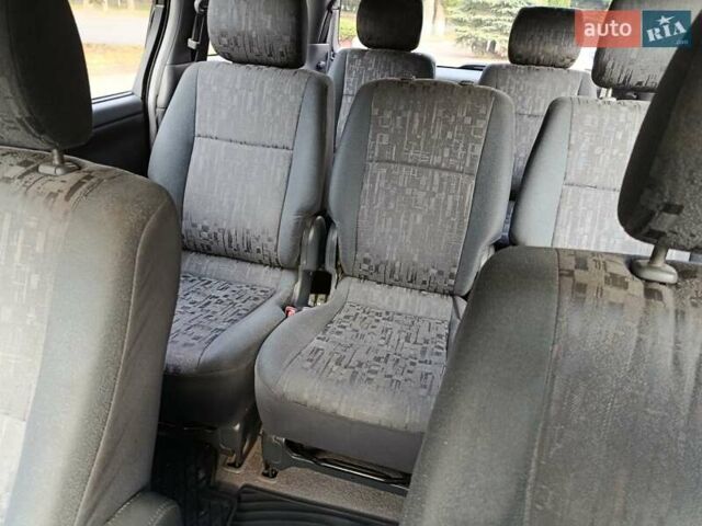 Синій Тойота Превіа, об'ємом двигуна 2 л та пробігом 197 тис. км за 6500 $, фото 14 на Automoto.ua